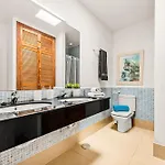 Dorada Altos Apartman *